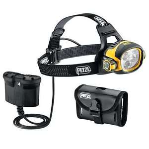 Petzl ULTRA VARIO BELT Ultra-powerful multi-beam headlamp with battery belt E54B