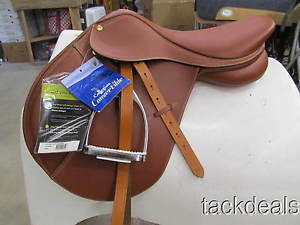 New Collegiate Convertible Integrity Close Contact English Saddle w/Fittings 17"