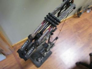 2015 Hoyt Carbon Spyder 30 Max1 60-70 Pound. Draw 29"