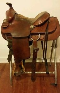 Ryon Western saddle