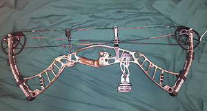 2015 Hoyt Nitrum Turbo, 60-70 lbs, 28 in draw, with sight and rest