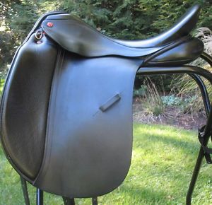 Albion K2 Dressage Saddle