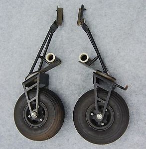 TANDEM LANDING GEAR Wheels Hang Glider Gliding with Minor Dings Unknown Brand