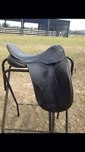 2003 County Competitor Dressage Saddle