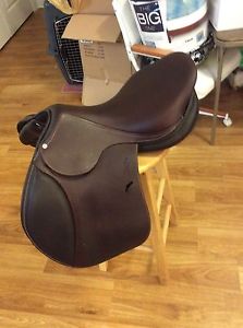 Antares Saddles Size 18