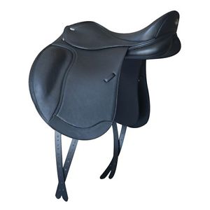 LeTek Dressage Saddle by Tekna