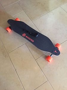 Boosted Board(Dual+) 2000 Watts, Skateboard .