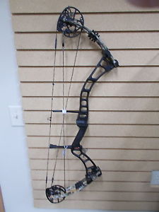 2014 Darton DS-3914 70# Camo/Black LH Bare Bow 25"-30"