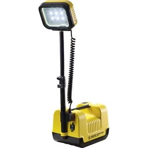 PELICAN 9430 YELLOW LED REMOTE AREA LIGHTNING SYSTEM RALS NEW GEN.3  3000 LUMENS