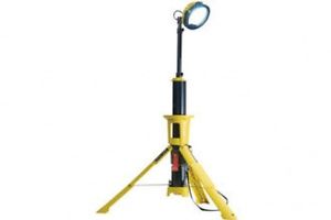 PELICAN 9440 AC110 YELLOW REMOTE AREA LIGHTNING SYSTEM - GEN 2. NEW 5300 LUMENS