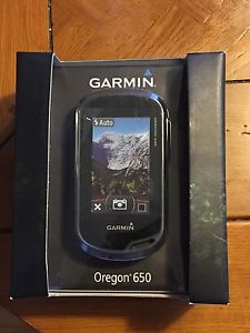 Garmin Oregon 650 Handheld GPS And Camera