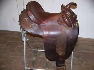 17 inch tawoomba australian saddle with horn