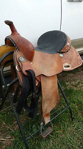 Lynn MCkenzie Double J Barrel Racing Saddle 14.5" Turquoise Concho VERY NICE