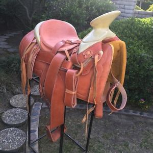 MEXICAN SADDLE. CILLA CHARRA. CHARRO. HORSE. CILLA DE MONTAR. MONTURA MEXICANA