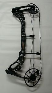 *Gently Used* Mathews Halon 6