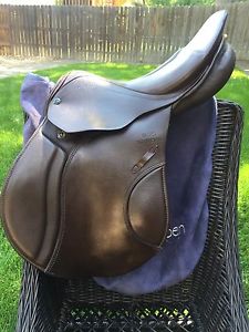 Stubben Roxane S Eventing/Jumping Saddle Size 17/17.5 Ebony Brown With Biomex