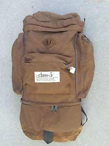 Vtg. Class-5 Mountaineering Backpack Internal Frame Brown Suede Leather Bottom