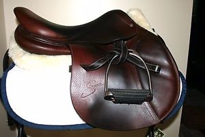 Antares Saddle, Spooner, 17.5"