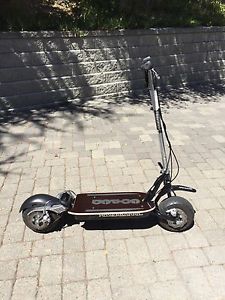 Goped scooter. ESR750 . 20 mph! 27 mile range! 4,800 Retail.