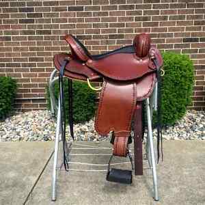 313 Dakota Endurance Trail Saddle 16" Seat Brown NEW