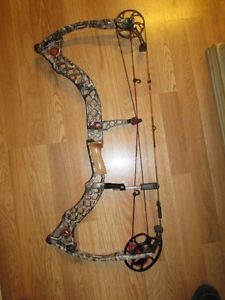 MATHEWS Z7 COMPOUND BOW  28.5" 70lb right hand  SUPER CLEAN!