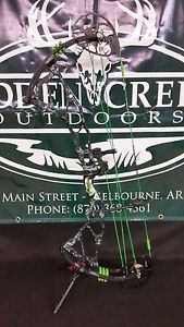 2016 Bowtech BTX 28 60# Kryptek Typhoon w/ TT Smackdown Rest Great Condition