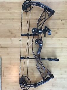 Hoyt Defiant Harvest Brown Loaded