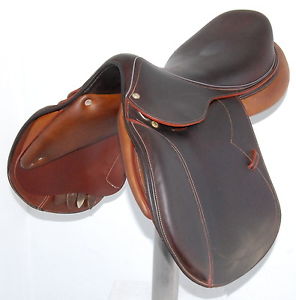 17.5" DEVOUCOUX BIARRITZ SADDLE (S01001279) FULL BUFFALO, DEMO USE ONLY!! - XVD