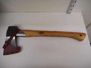 Gransfors Bruk Splitting Hatchet #439 for firewood logs or outdoor use Sweden