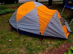 Mountain Hardwear Trango 4 person, 4 season winter camping tent