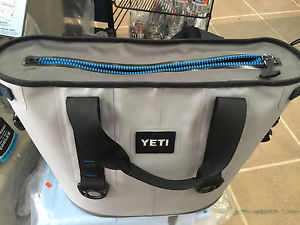 NEW YETI Hopper 30 Cooler Bag - Free Shipping!!!