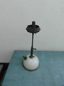 Rare Tilley Paraffin Oil Table Lamp Short Stem Model TL136