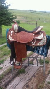 Circle Y Western Pleasure Equitation Show 16 inches Saddle silver