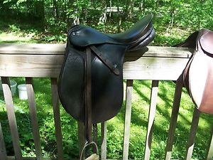 Passier & Sohn Hanover PS Baum English Dressage Saddle 17.5"