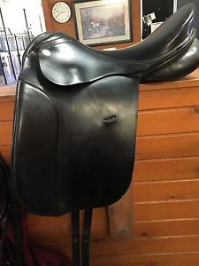 Karl Neiderseuss Dressage Saddle