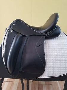 Custom Saddlery 17 Wolfgang Solo Long Roll Vienna