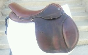 PEGASUS 19.5" Med-Wide Tree Jumping Saddle Brown Great Condition