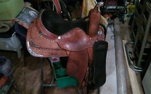 Circle Y Western Pleasure Equitation Show 16 inches Saddle