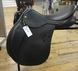 New!! Black Country Tex Eventer Jump Saddle 17" MW - 7 DAY TRIAL !!!