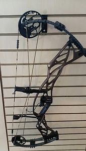 Hoyt Defiant 30 harvest brown