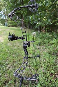 2015 Prime Rival RH Digital Camo Pattern Compound Bow 60-70 lb limbs