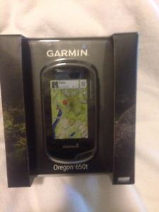 010-01066-30 Garmin Oregon 650t GPS Handheld Device