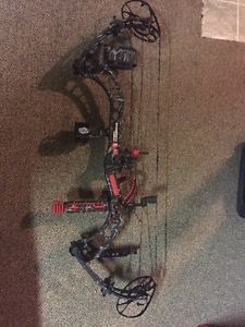 PSE FULL THROTTLE  28"  RH  60-70# Bow  Skullworks   USED EXCELLENT CONDITION