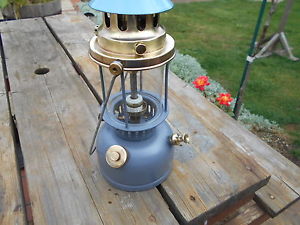 Antique WW2 Era 1943 Vapalux 300 Bialaddin Paraffin Lantern Kerosene Oil Lamp