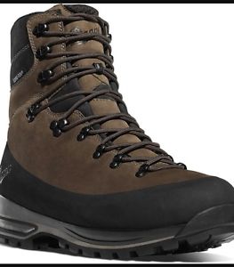 Danner Mountain Assault Hiking Boots 10 Wide