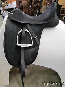 Wintec Isabell Werth Dressage Saddle 17 1/2" Lightly Used & Fully Fitted