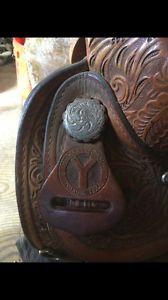 Circle Y Western Saddle 16 inch Seat