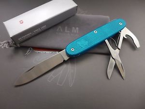 Custom Victorinox Pioneer X Voyageur Compact Pocket Clip SAK MOD 93mm TURQUOISE