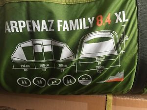 Quechua Arpenaz 8.4 XL Family Tent - 8 Man