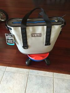 YETI Hopper 30 GRAY Soft Side Portable Cooler Bag Free Ship! YHOP30 BRAND NEW